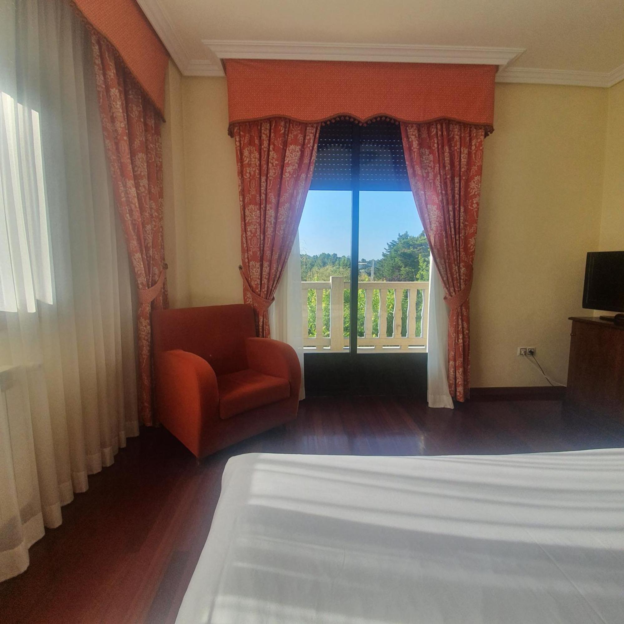 Pazo De Monterrei Hotell Ourense Rom bilde